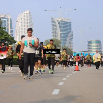 Runner Photo 6204065