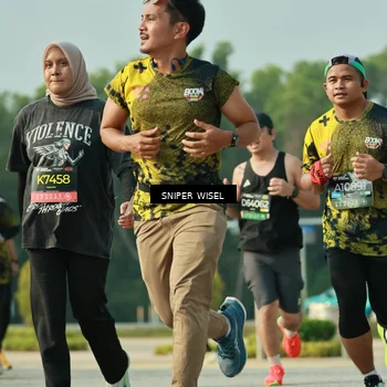 Runner Photo 6204070