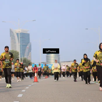Runner Photo 6204078