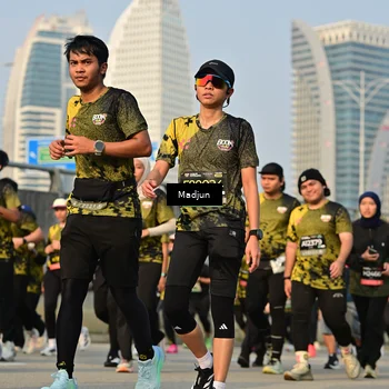 Runner Photo 6204085