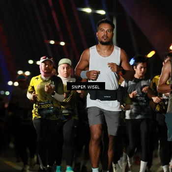 Runner Photo 6204095