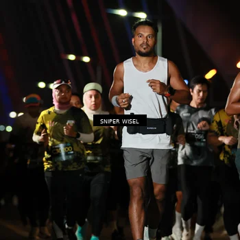 Runner Photo 6204100