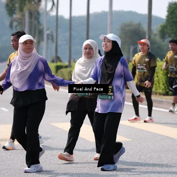 Runner Photo 6204105