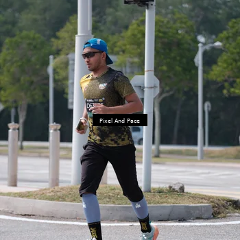 Runner Photo 6204112