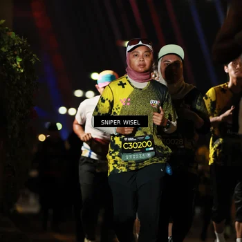 Runner Photo 6204121
