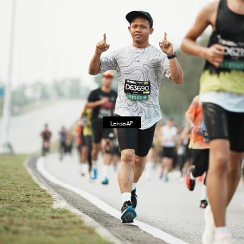 Runner Photo 6204160