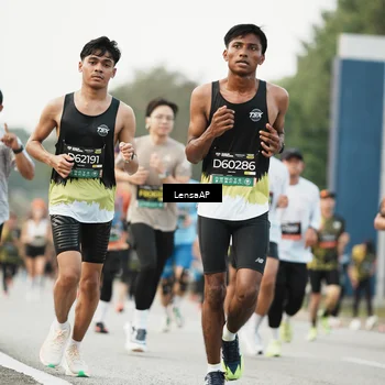 Runner Photo 6204181