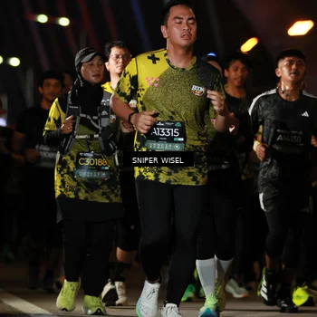 Runner Photo 6204190