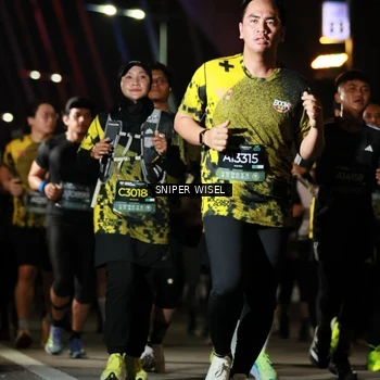 Runner Photo 6204220