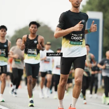 Runner Photo 6204224
