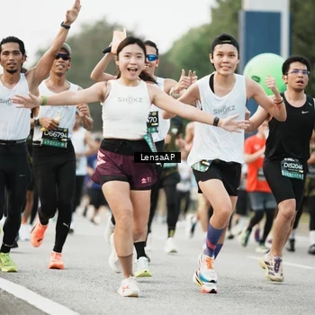 Runner Photo 6204225