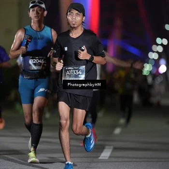 Runner Photo 6204236