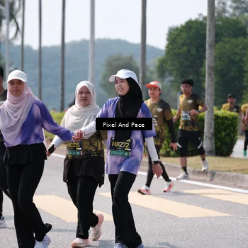 Runner Photo 6204261