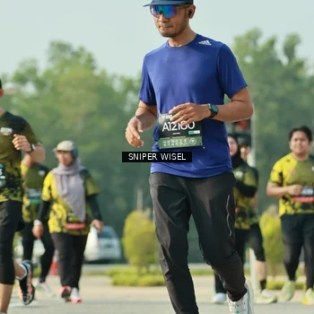 Runner Photo 6204267