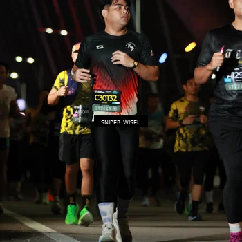 Runner Photo 6204295