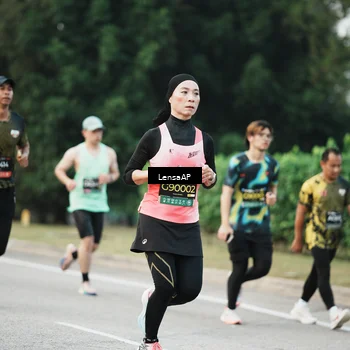 Runner Photo 6204313