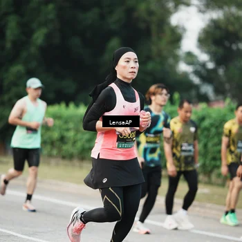 Runner Photo 6204315