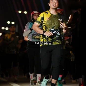 Runner Photo 6204341