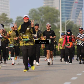 Runner Photo 6204361