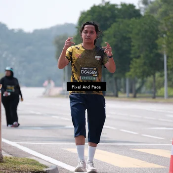 Runner Photo 6204371