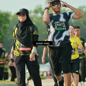 Runner Photo 6204382
