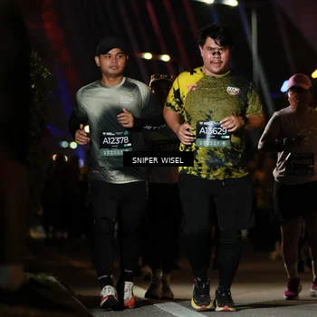 Runner Photo 6204410