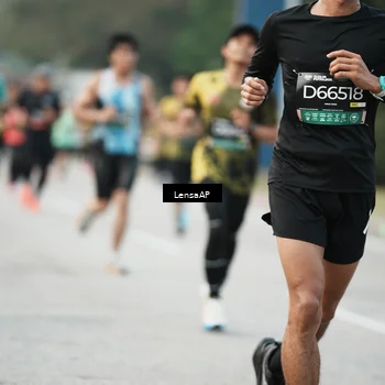 Runner Photo 6204411