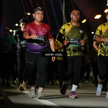 Runner Photo 6204451