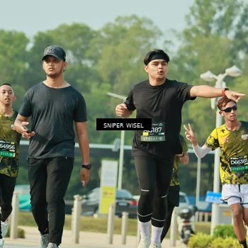 Runner Photo 6204495