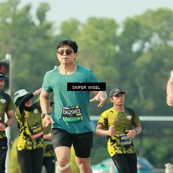 Runner Photo 6204515