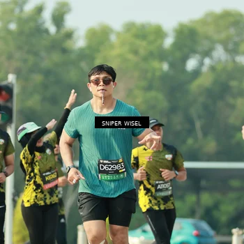 Runner Photo 6204516