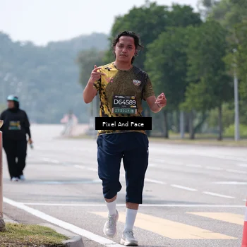Runner Photo 6204540
