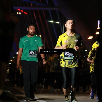 Runner Photo 6204543