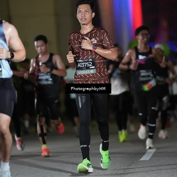Runner Photo 6204571