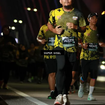Runner Photo 6204592