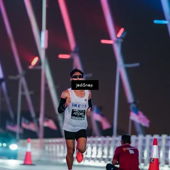 Runner Photo 6204598