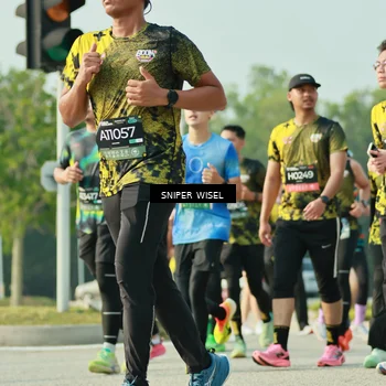Runner Photo 6204615
