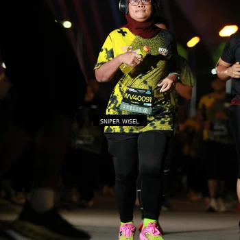 Runner Photo 6204650