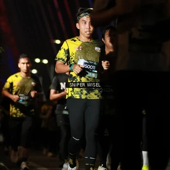 Runner Photo 6204678