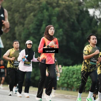 Runner Photo 6204685