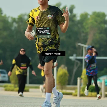 Runner Photo 6204693