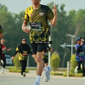 Runner Photo 6204701