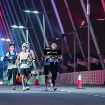 Runner Photo 6204703