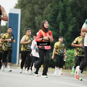 Runner Photo 6204704