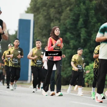 Runner Photo 6204718