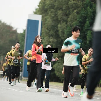 Runner Photo 6204739