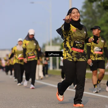 Runner Photo 6204770