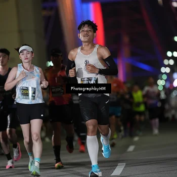 Runner Photo 6204771