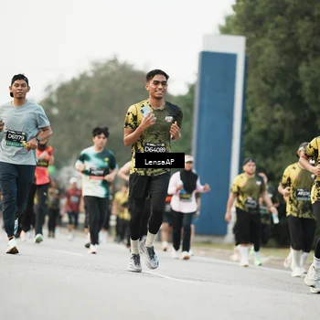 Runner Photo 6204784