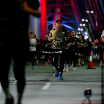 Runner Photo 6204798